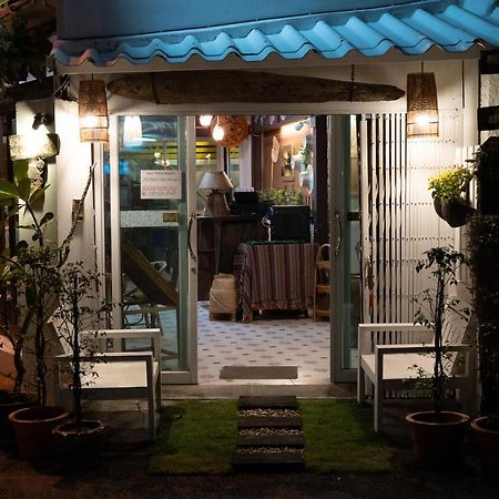 Past Tense Hostel Chiang Mai Zewnętrze zdjęcie