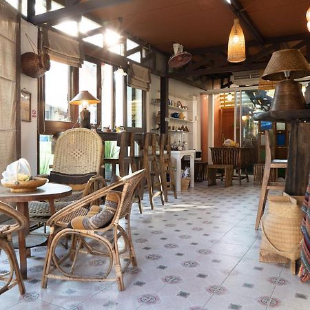 Past Tense Hostel Chiang Mai Zewnętrze zdjęcie