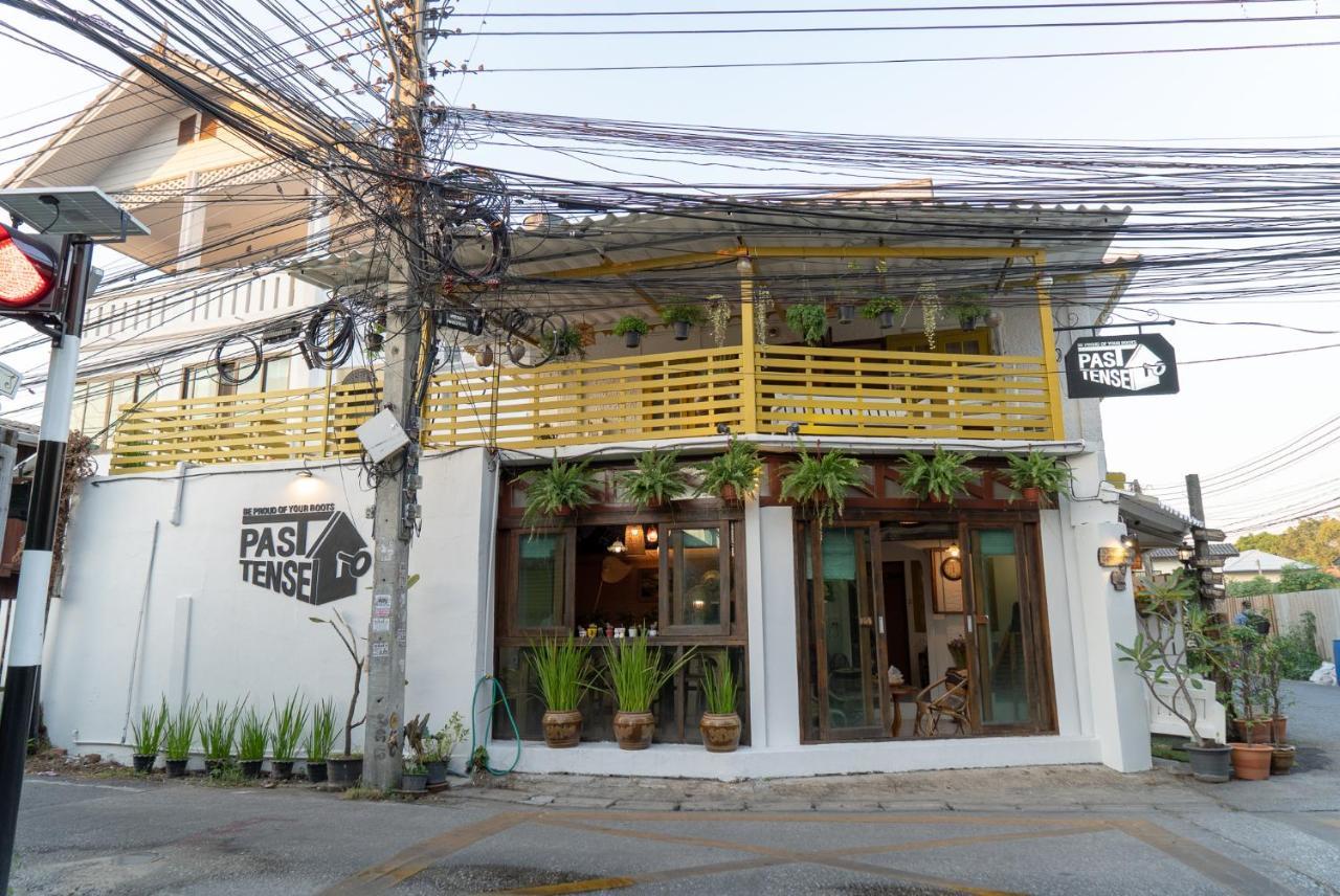 Past Tense Hostel Chiang Mai Zewnętrze zdjęcie