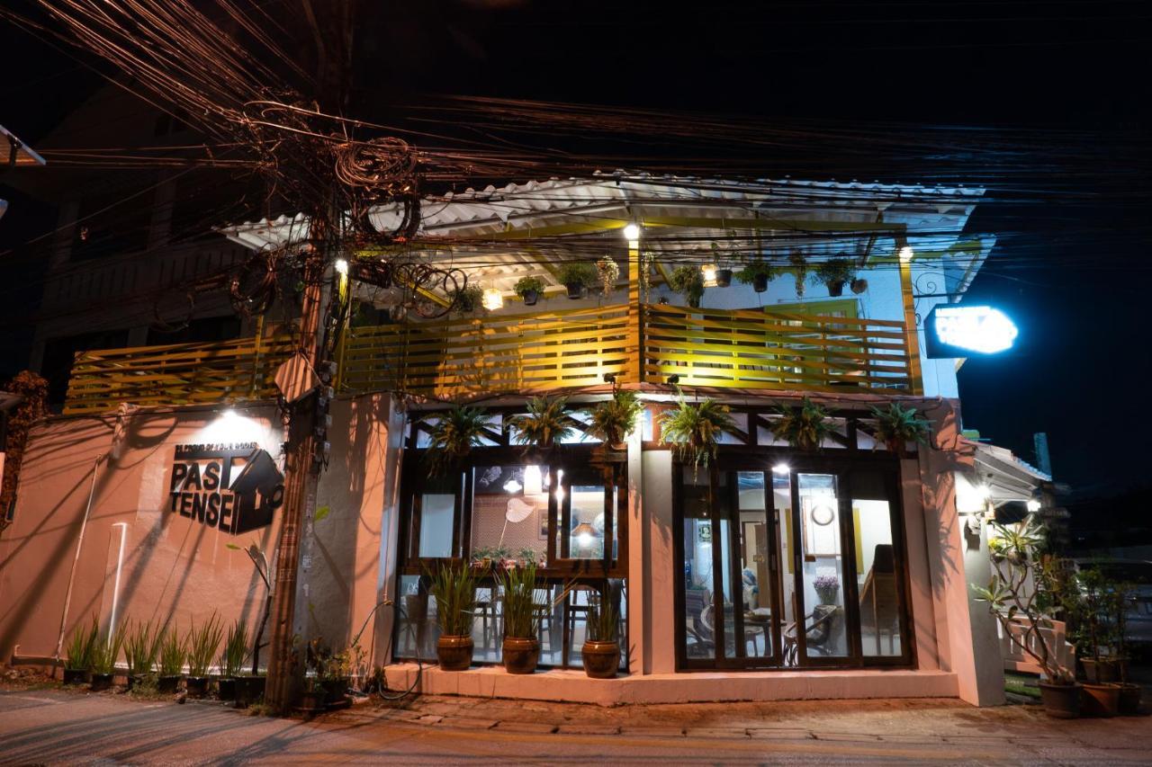 Past Tense Hostel Chiang Mai Zewnętrze zdjęcie