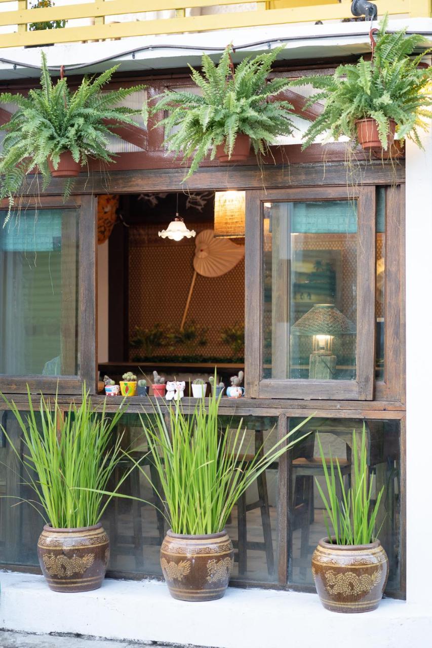 Past Tense Hostel Chiang Mai Zewnętrze zdjęcie