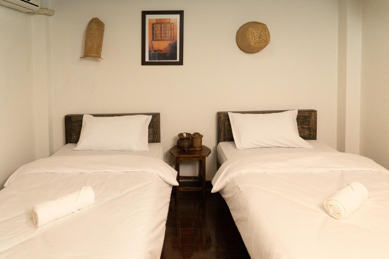 Past Tense Hostel Chiang Mai Zewnętrze zdjęcie
